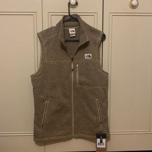 Mens North Face (Gordon Lyons Vest)